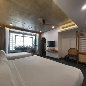 4* ホテル Leaf Beachfront